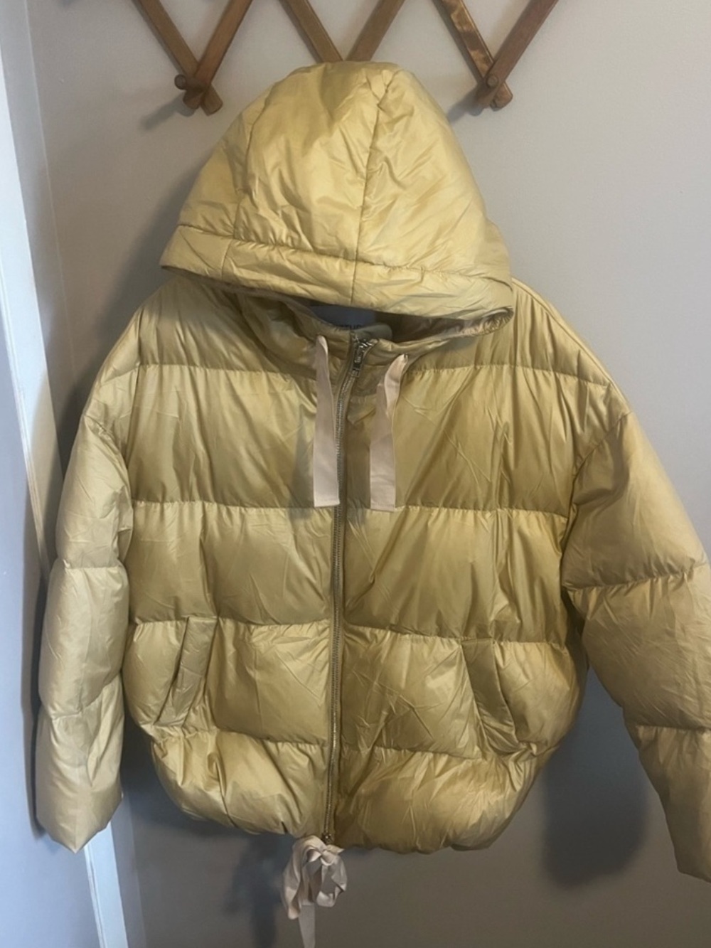 Stand Studio Gold Adeline Hooded Down Puffer Jacket Oversized S